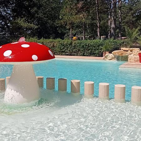 Camping Parc Saint Sauvayre Vagnas Exterior photo